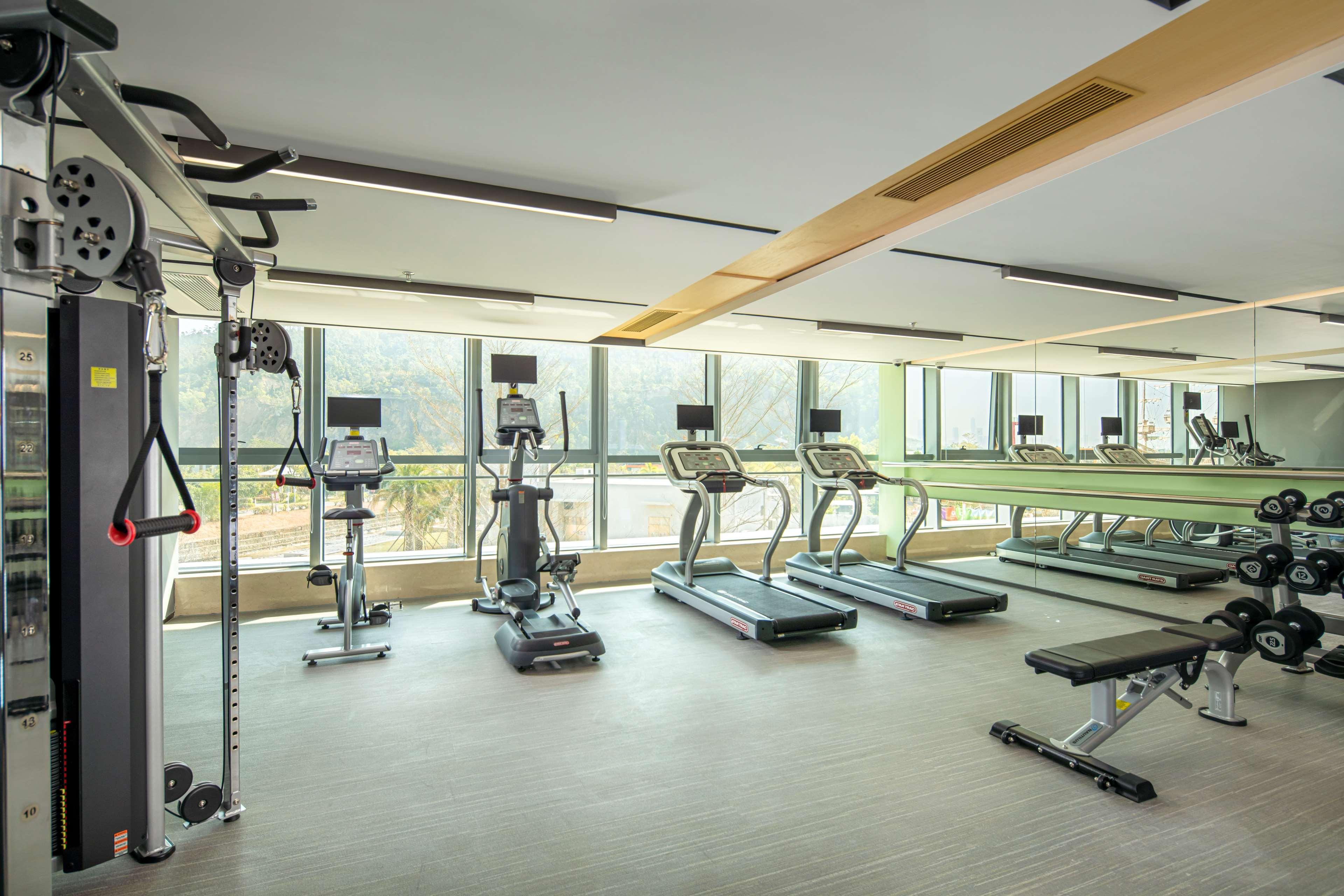 Hilton Garden Inn Zhuhai Hengqin Sumlodol Park エクステリア 写真